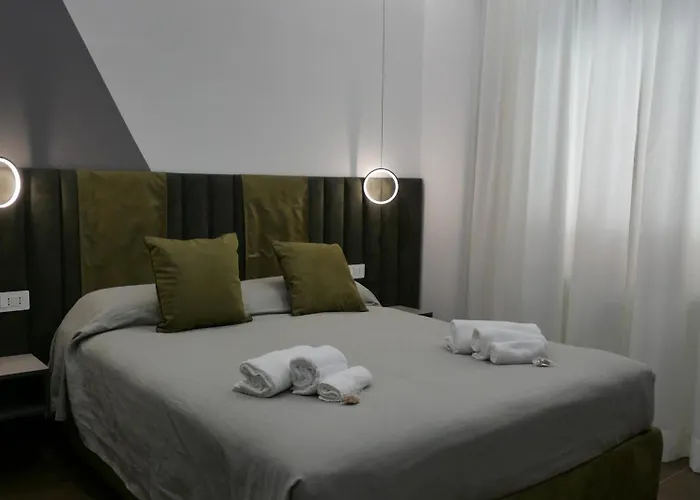 Re Lazzarone Pensión 4*